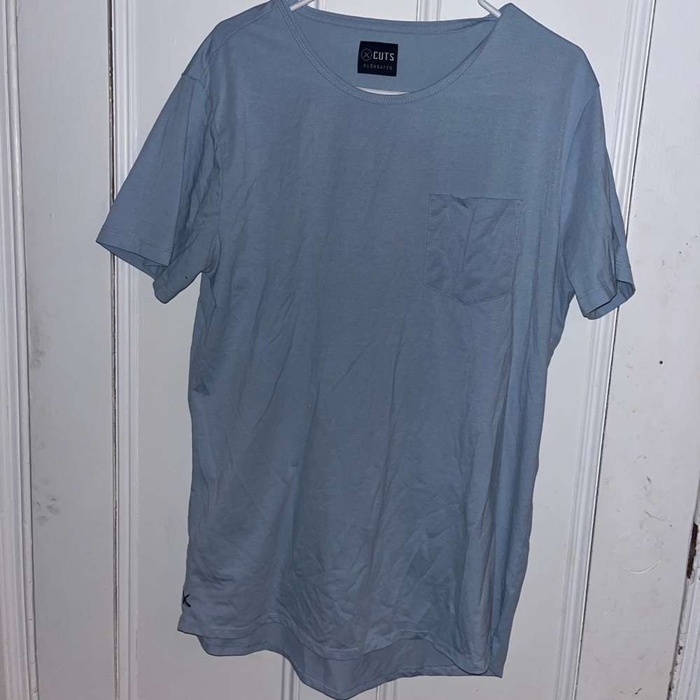 Cuts Elongated Pocket Tee